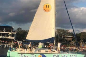 Nice Tri Charter Boat – Look For The Smiley Face