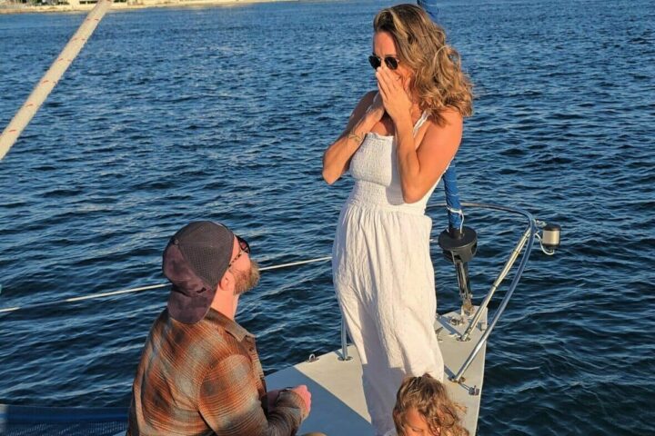 Engagement on a Sailing Charter 04