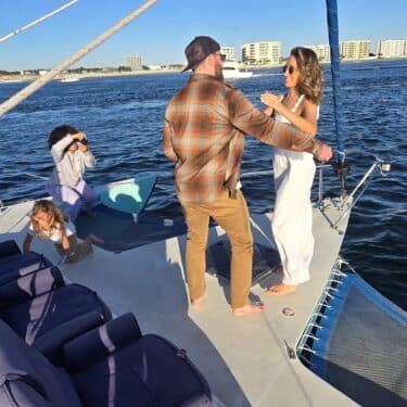 Engagement on a Sailing Charter 08"